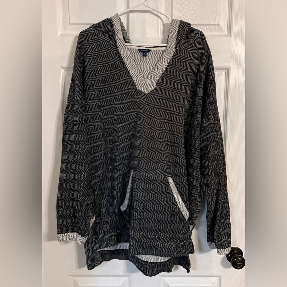 Nautica Men’s Xxl Long Sleeve Hooded Jacket W/Pocket Vneck Black & White